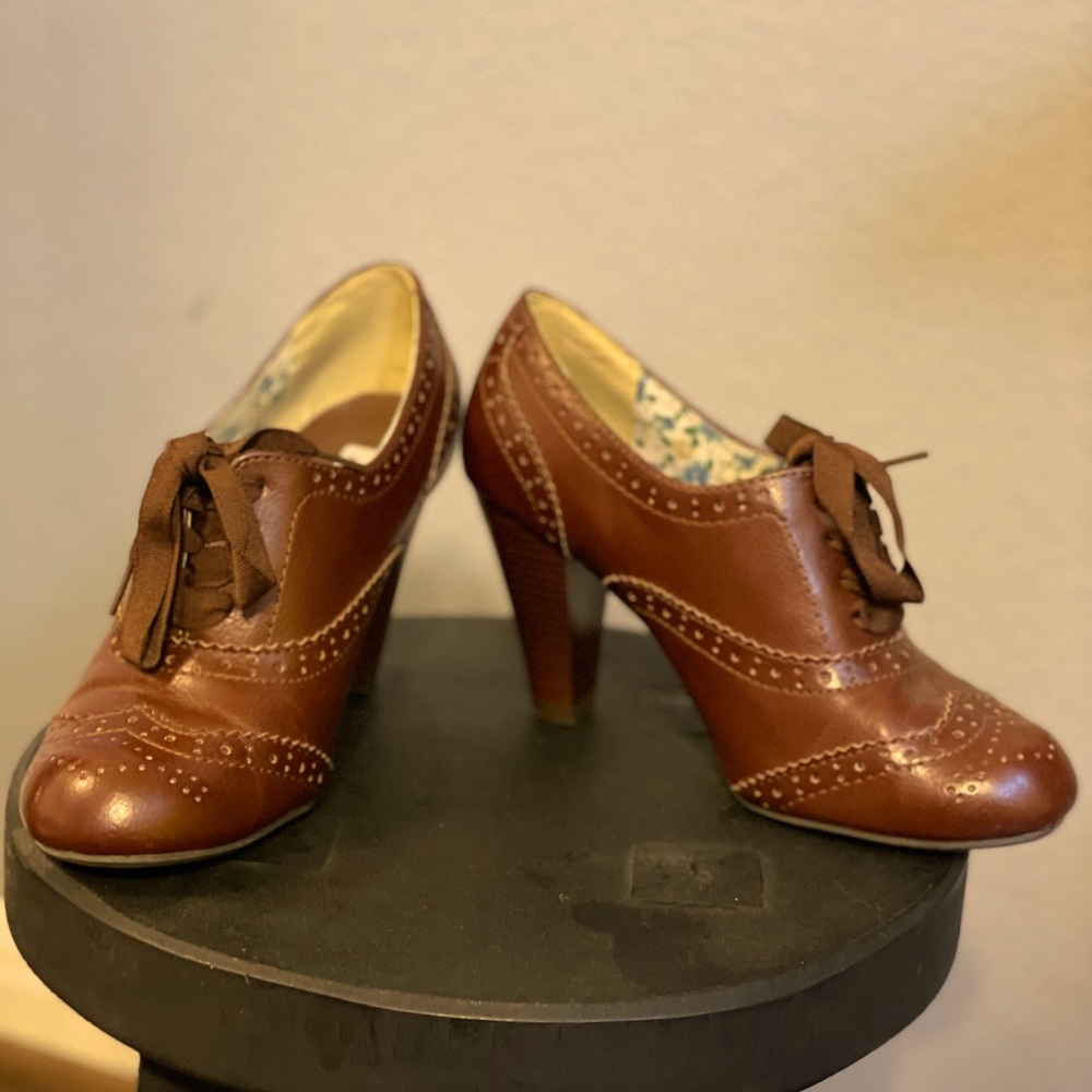 Laced 3” booties